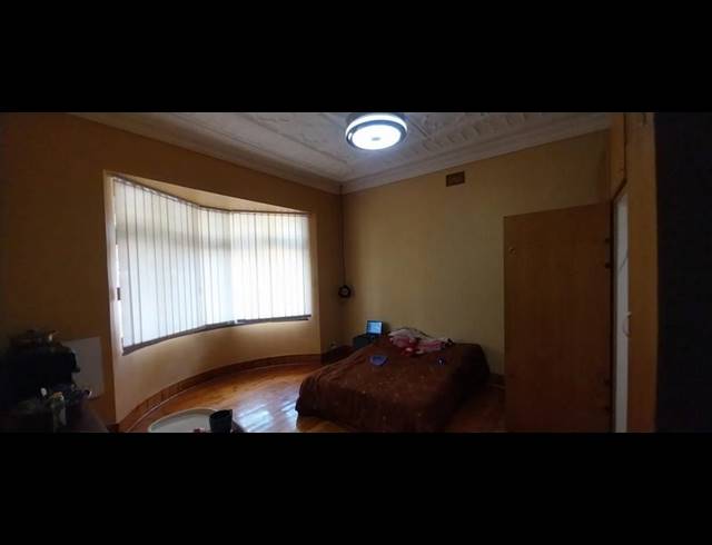 4 BEDROOM HOUSE FOR SALE IN KENSINGTON